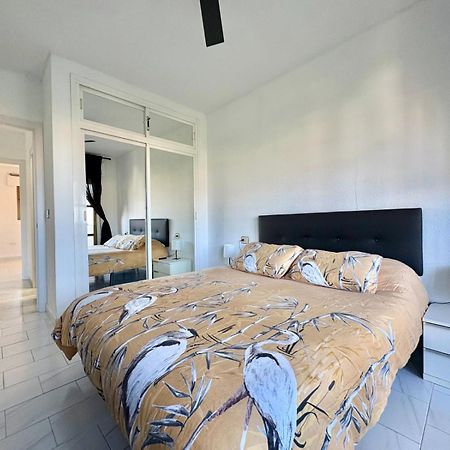 Kion Beach Appartment Mijas-Costa Malaga Bagian luar foto