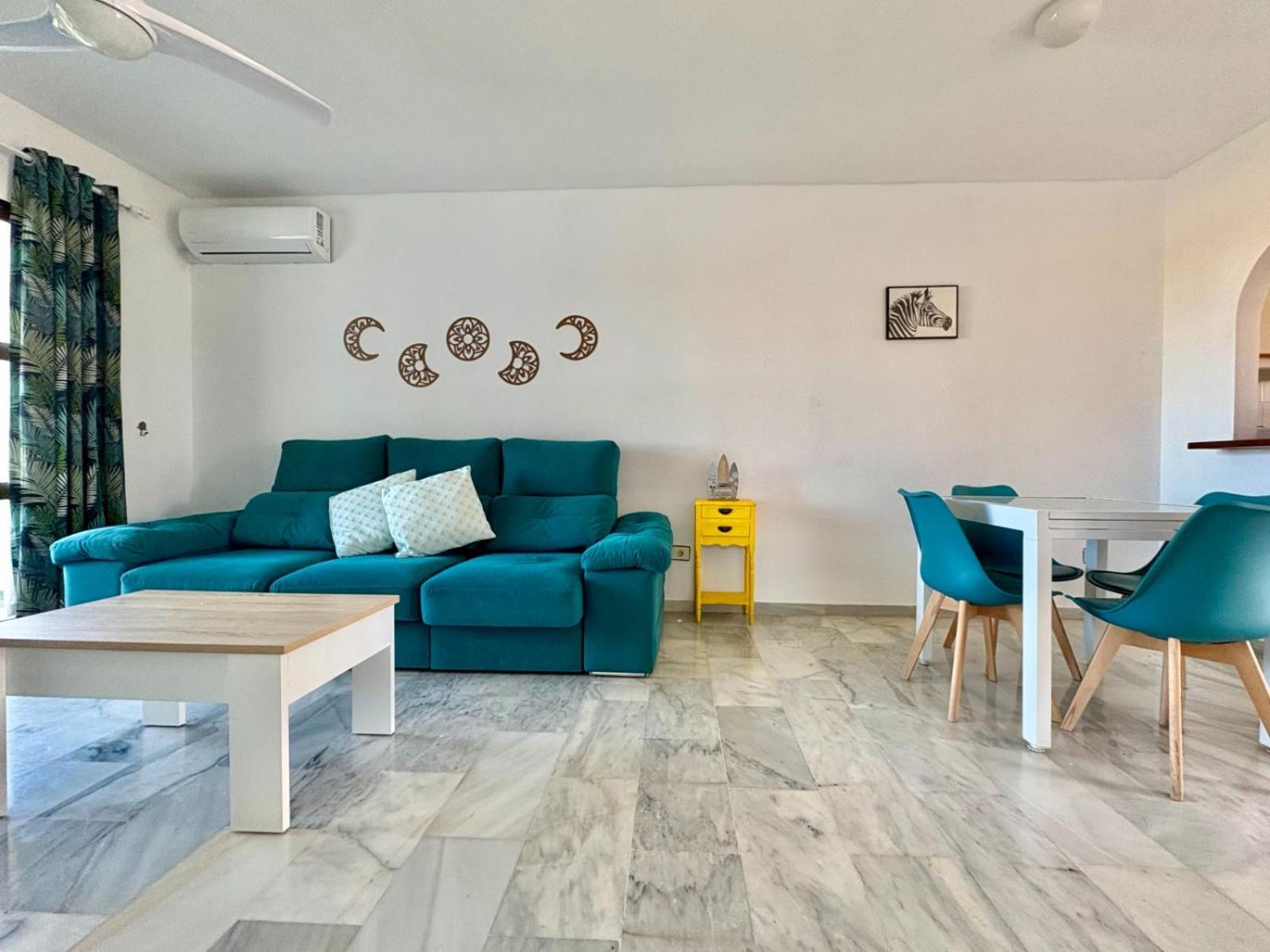 Kion Beach Appartment Mijas-Costa Malaga Bagian luar foto